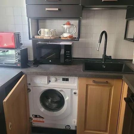 Lägenhet Casa Di Patty Ad A 20 Metri Dal Mare Alassio